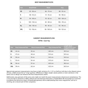 a table with measurements and measurements for each item